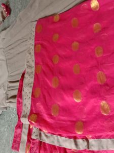 Goun With Duppata