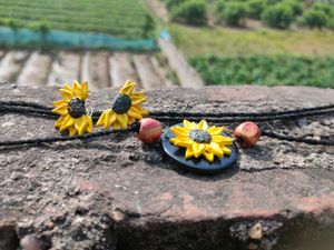 Clay Sunflower Choker