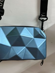 Beautiful Handbag For Causal Purpose