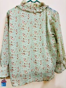 Pista Green Women Floral Top