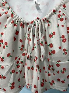 Floral Print Crop Top