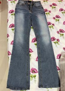 Flared Jeans