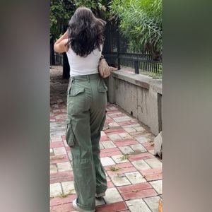Bershka Cargo Pant