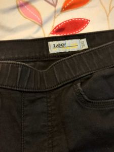 Black Distressed Jeans