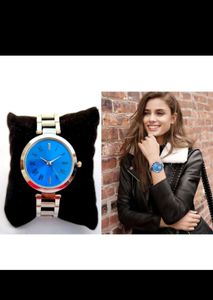 classic trendy watch for girls