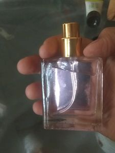 Perfume And Screen Brightening Cream