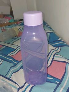 New Bottle Square Tupperware