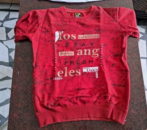 90% Off 💥 Red And Black Sweatshirts