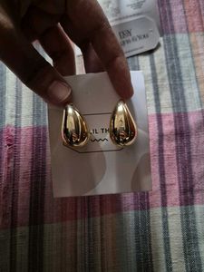 Tear Drop Earings