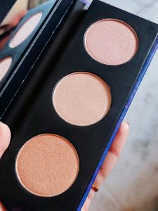 SUGAR CONTOUR DE FORCE HIGHLIGHTER PALETTE