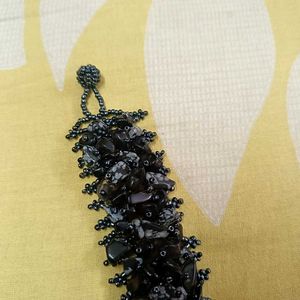 Tibetan Black Stone Chip Bracelet