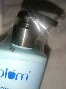 Plum Coconut Milk And Peptides Shampoo