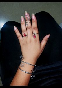 Gothic Red Wire Accessories