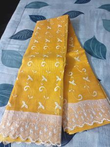 💛Elegant Yellow Saree