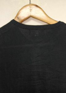 Trendy New Black Top For Women