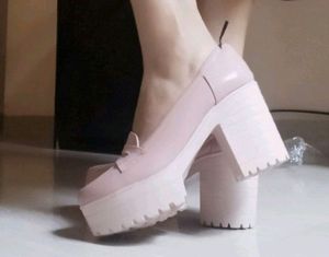 Beonza Peach Heels