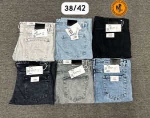 Zara Mom Fit Jeans