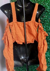 COLD SHOULDER TOP