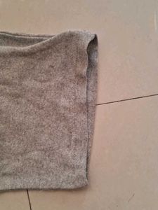 Comfy Grey Capri Pants