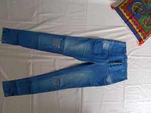 Ripped Women Jeans