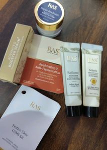 RAS Luxury Oils Festive Glow Kit..