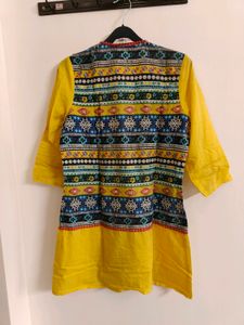 Yellow Kuthi V Pretty