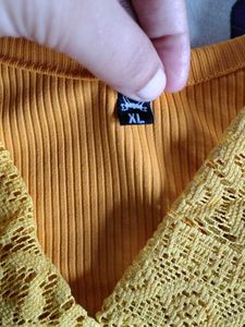Beautiful crop top 💕