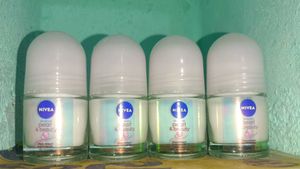 Set of 4 Roll-On Deodorants