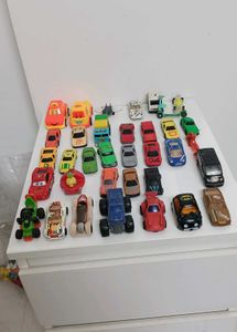 Mixs Lot Of Cars