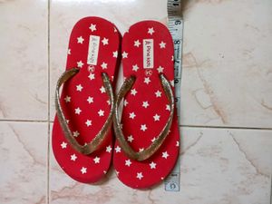 Cute Red Star Flip-Flops Size 5