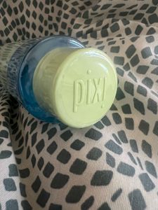 Sealed Pixi Clarity Tonic-250ml
