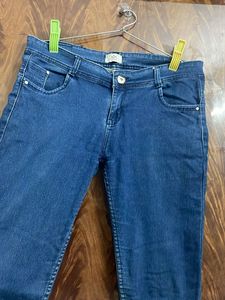 Women Stretchable Jeans