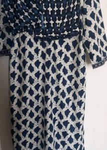 Printed blue white suit set