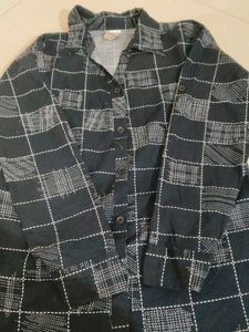 Blue &amp; White Plaid Button-Down Top