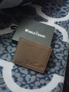 man&#39;s wallet