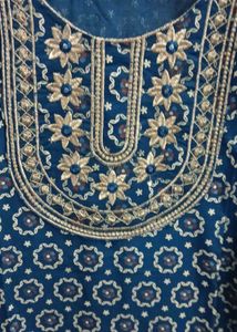 Elegant Floral Print Kurta Set Dupatta