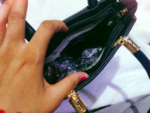 New With Tag Best quality Handbag 👜