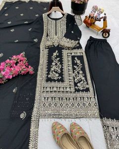 Kurta Pant With Dupatta Set