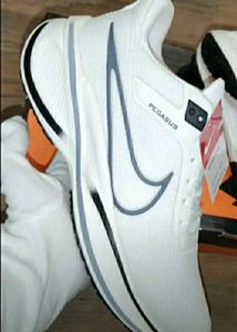 NEW NIKE ZOOM Pegasus Running shoes