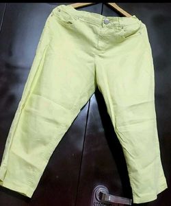 Light Lime Green🟢 Capri For 32 Waist