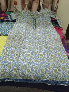 used Floral Print Kurta Set
