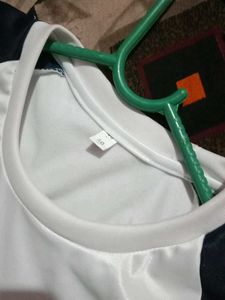 Graphic Print Raglan T-shirt