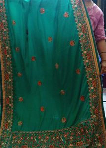 green Colour women Saree With Blouse