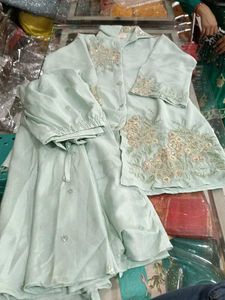 Embroidered Kurta Set