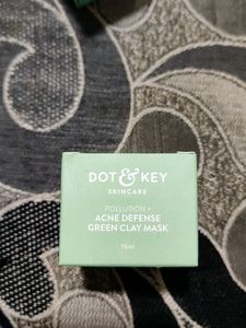 dot and key clay mask