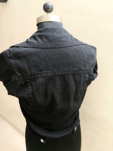 Black Denim Jacket 💕