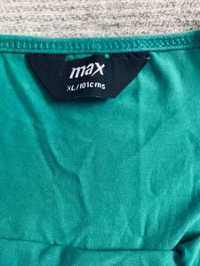 MAX - Cute Green Cami Top