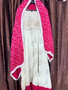 anarkali with dupatta