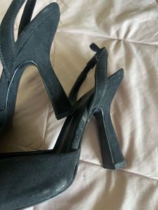 H&amp;M Black kitten heels (rare find )