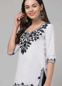 Elegant White Embroidered Kurta